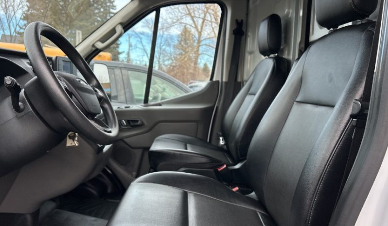 2022 Ford Transit Van full