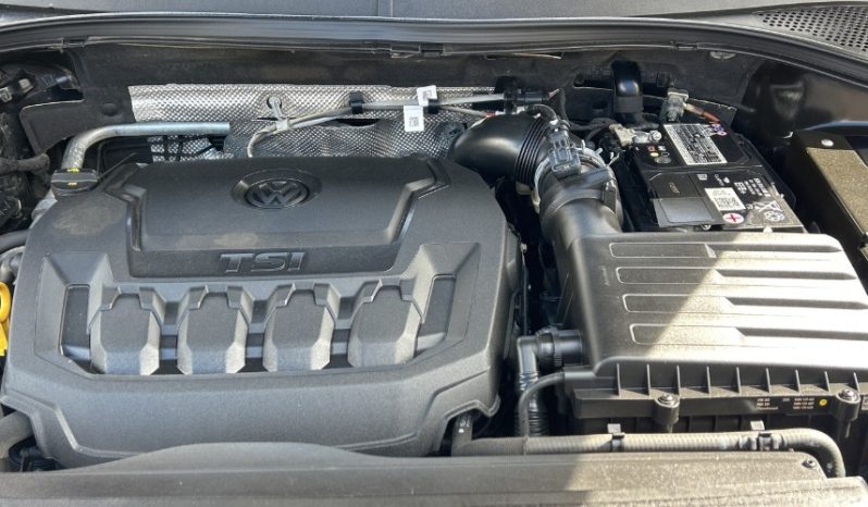 2022 Volkswagen Tiguan full
