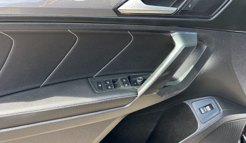 2022 Volkswagen Tiguan full