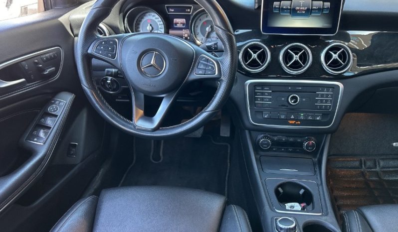 2016 Mercedes-Benz CLA full