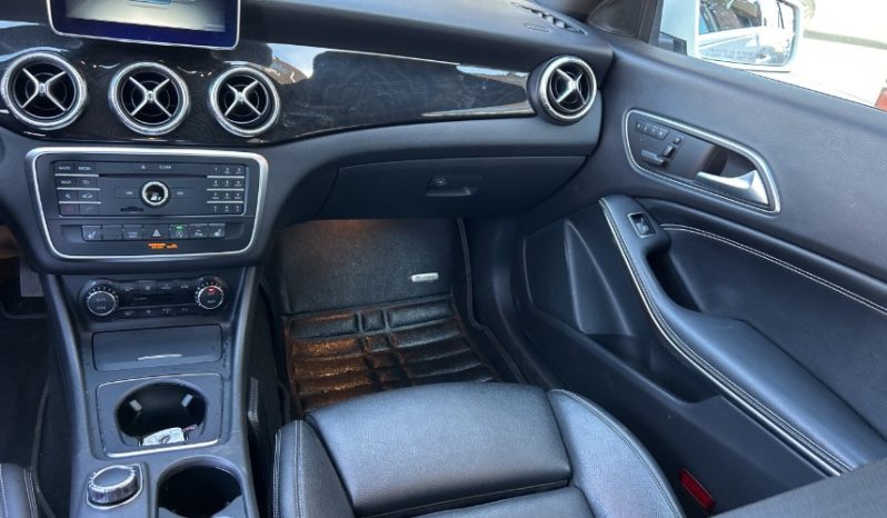 2016 Mercedes-Benz CLA full