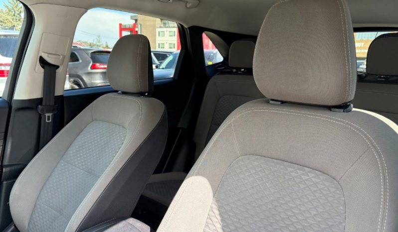 2021 Ford Escape full