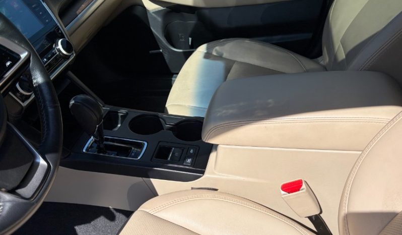 2018 Subaru Outback full