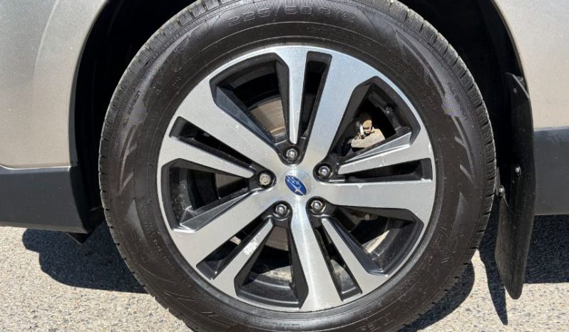 2018 Subaru Outback full