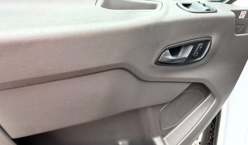 2021 Ford Transit Cargo Minivan full