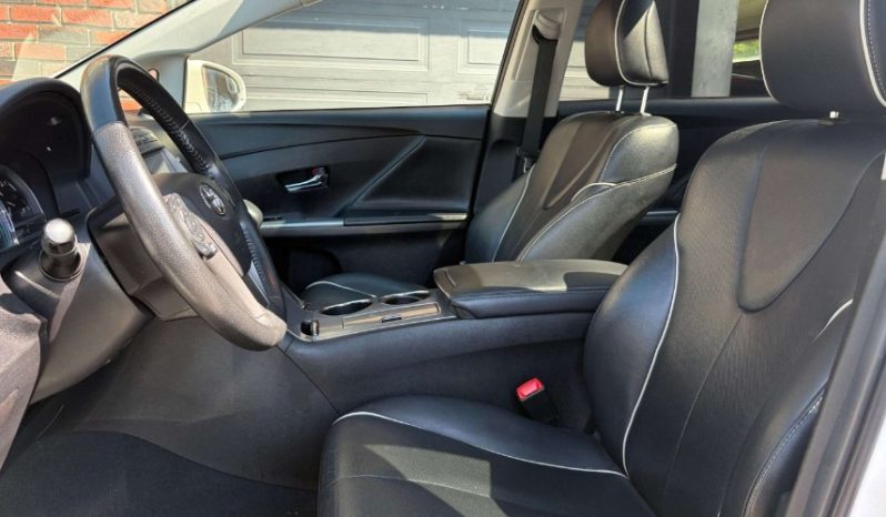 2015 Toyota Venza full