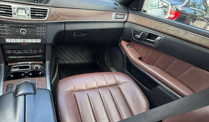 2016 Mercedes-Benz E-Class full